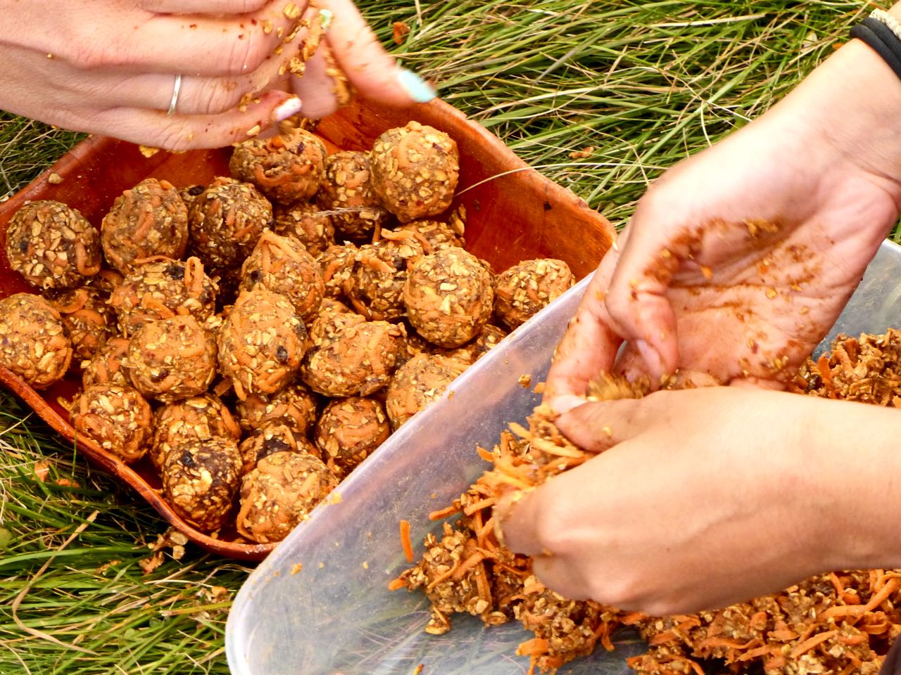 Работилница за сурови бонбони Работилница за сурови бонбони