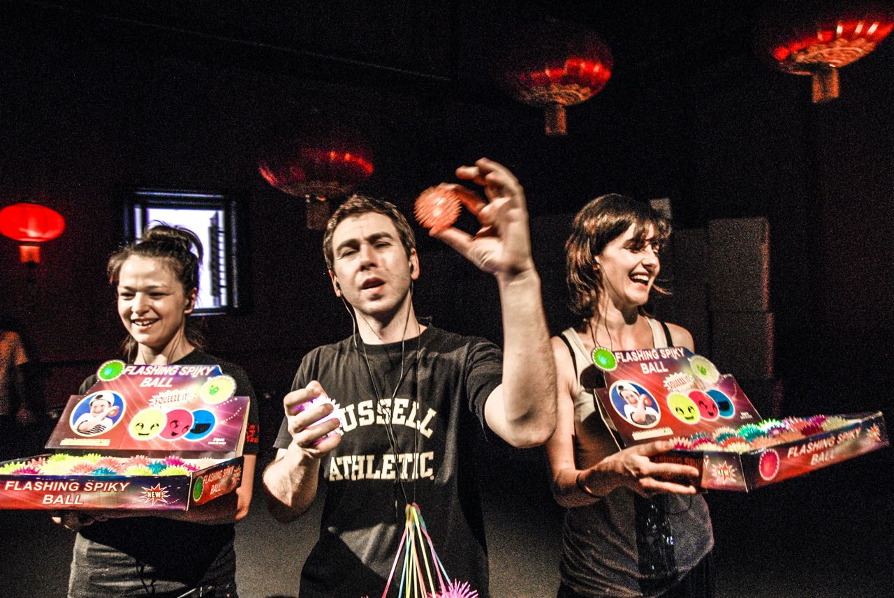 „Невидими №2: Фу“ „Невидими №2: Фу“