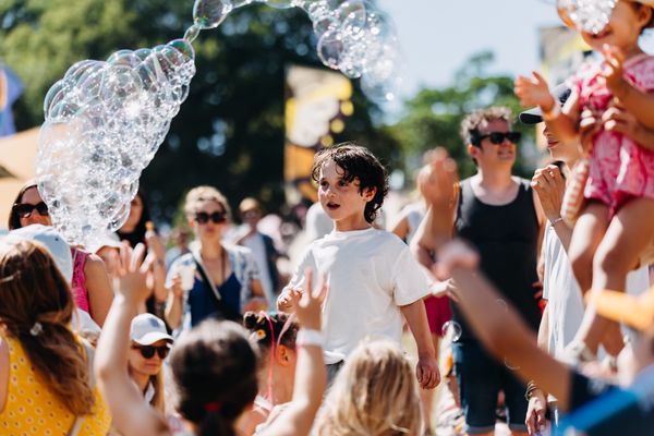 A Day of Giant Bubbles, Circus and Big Tunes on the Hilltop