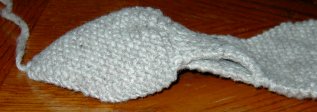 Bowtie scarf 3-D.
