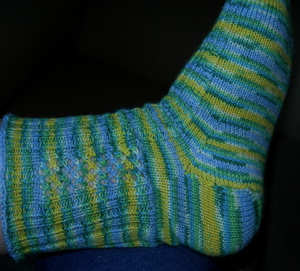 Cotton lace socks.