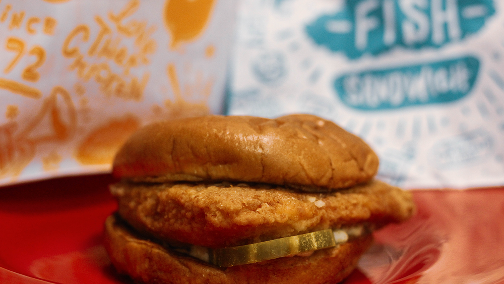 Popeyes flounder sandwich