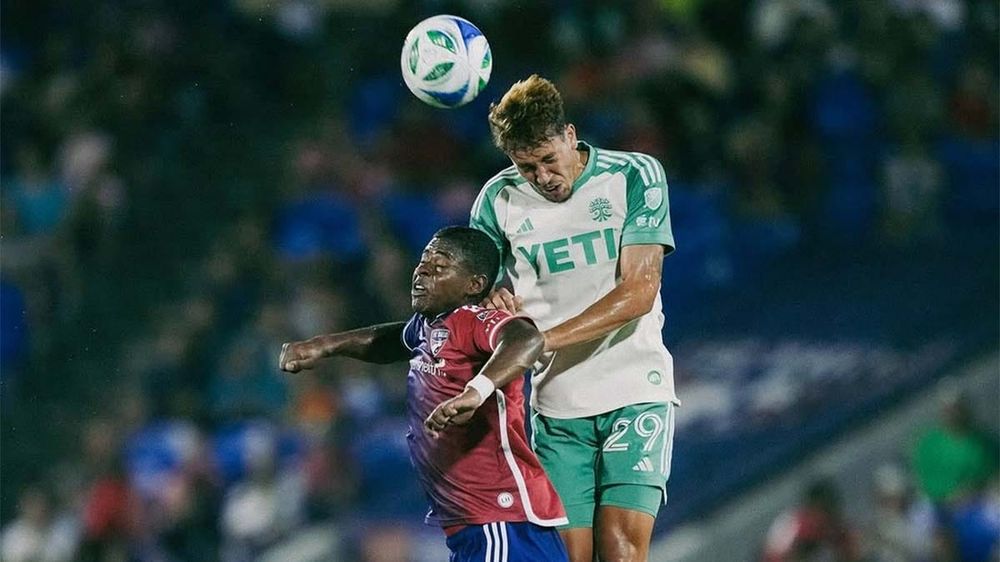Guilherme Biro winning header against FC Dallas player 