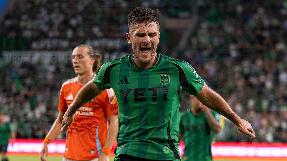 Diego Rubio celebrating in front of Griffin Dorsey