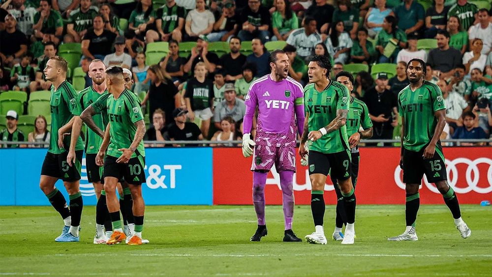 Brad Stuver yells at teammates after Austin FC lets in the winning goal by SKC