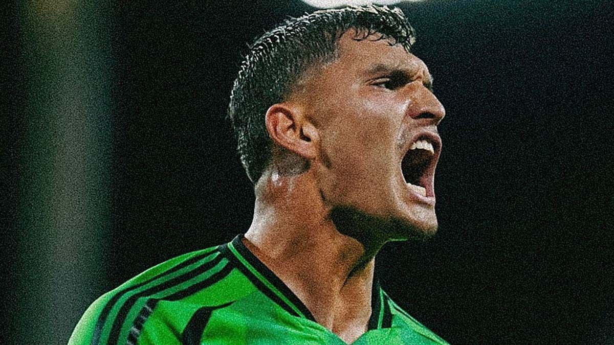 Brandon Vazquez yelling