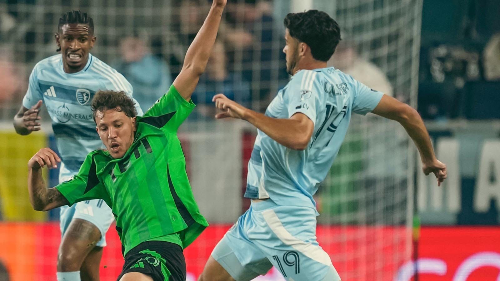 Guilherme Biro defending against SKC