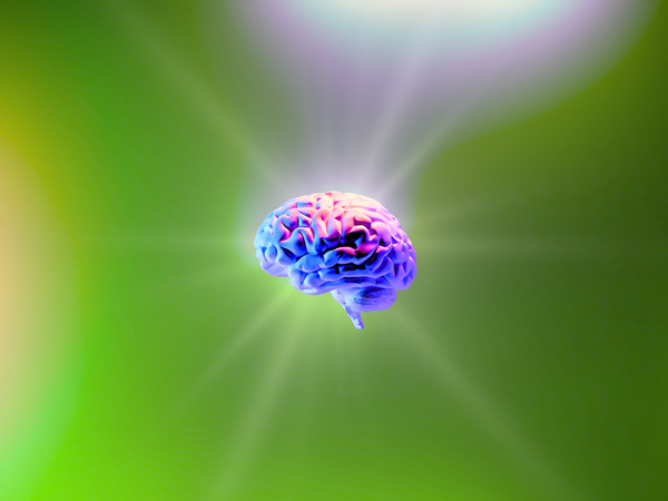 Infografía del cerebro mostrando las mejora psicológicas del deporte