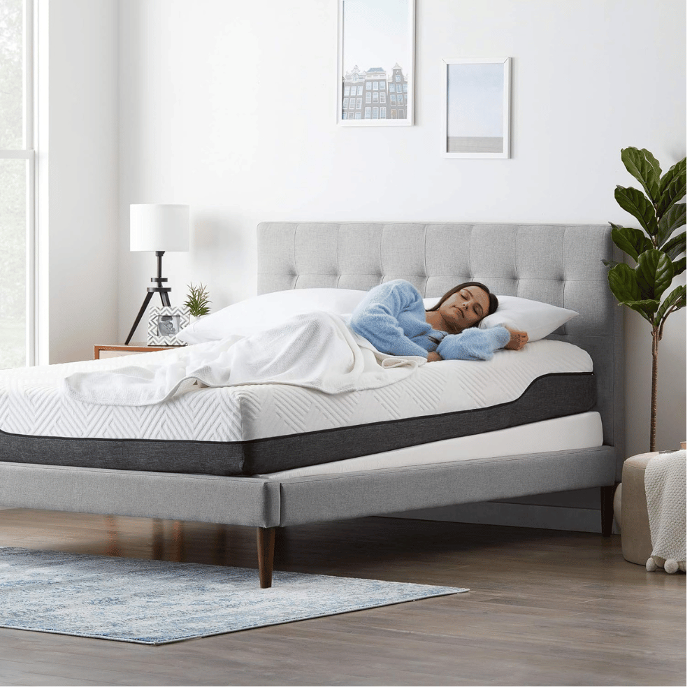 LUCID mattress elevator