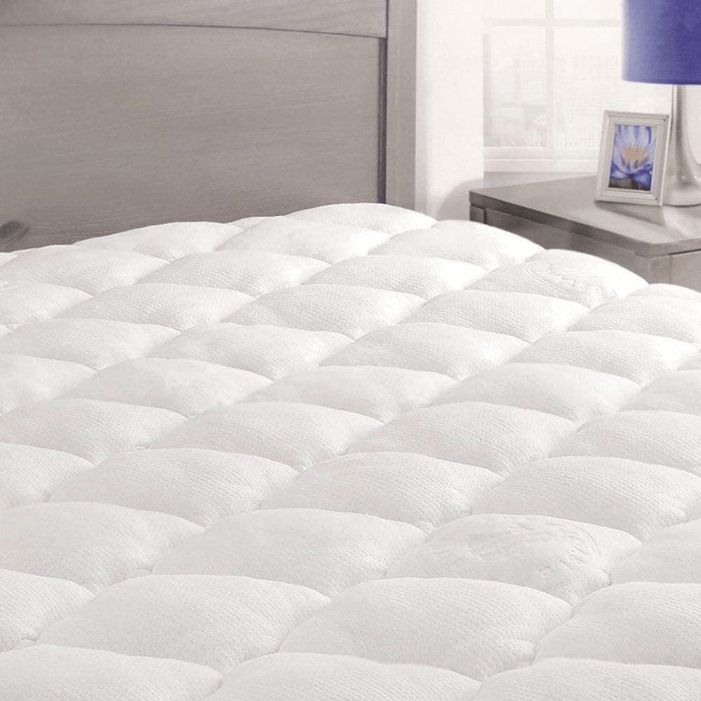 Bamboo mattress topper for cooling.