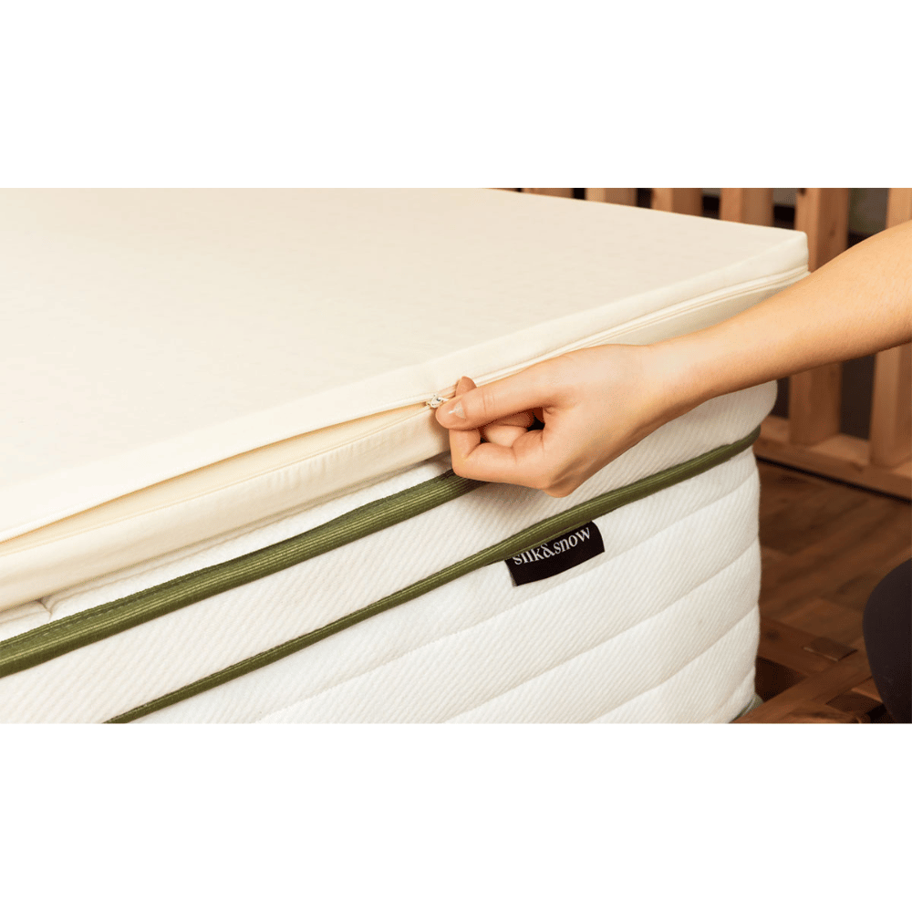 Silk & Snow topper plush natural layers