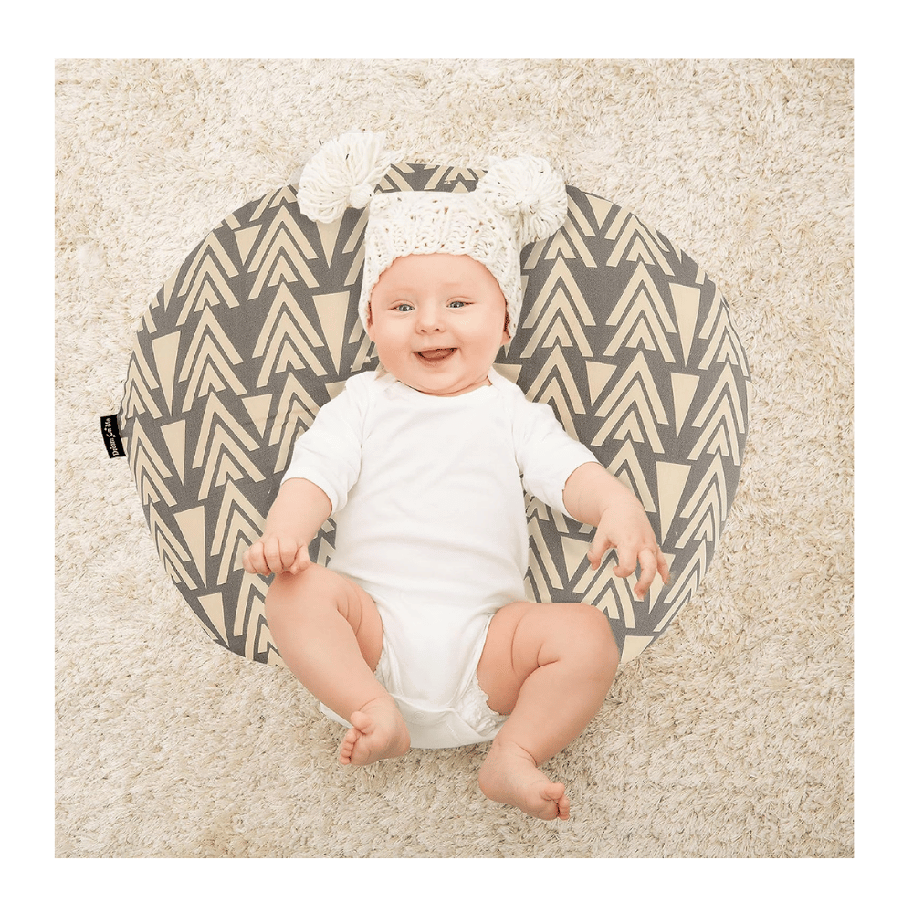 Newborn feeding pillow