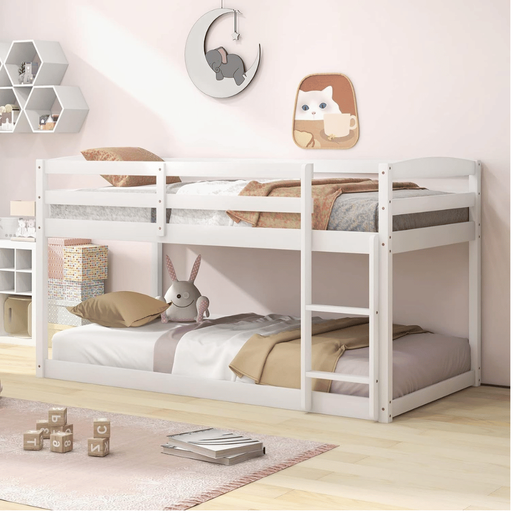 Giantex solid wood kid bed