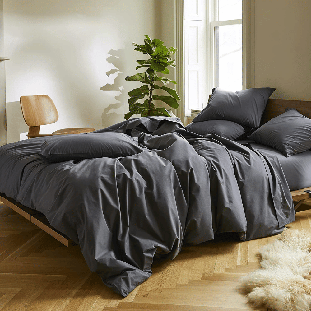 Aesthetic bedroom decoration