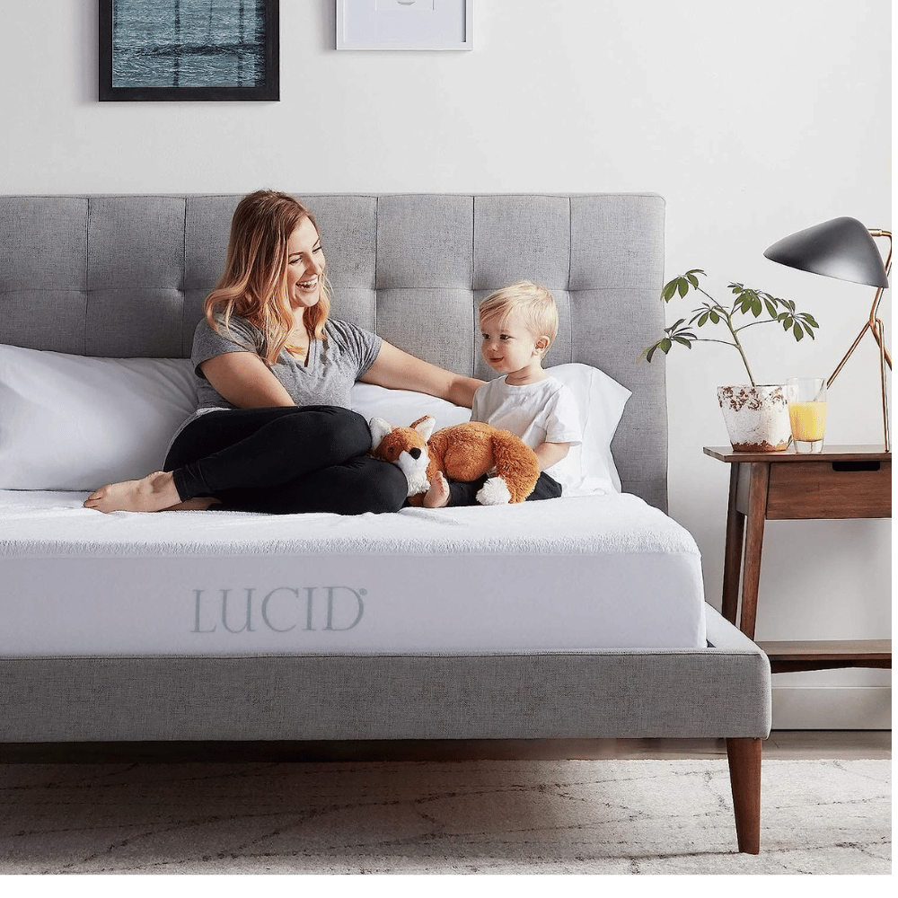 LUCID machine-washable mattress protector