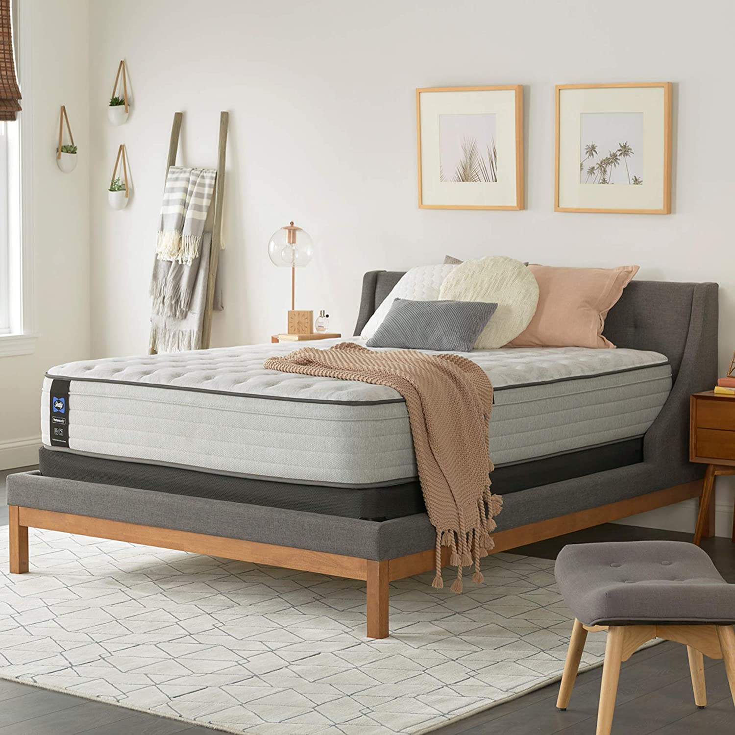 Sealy Posturepedic spring mattress