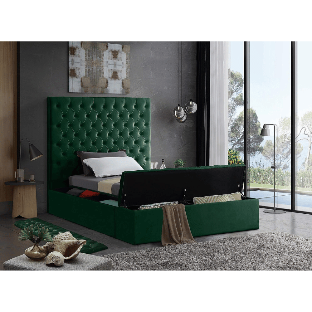 Meridian Furniture glamor and  striking lines