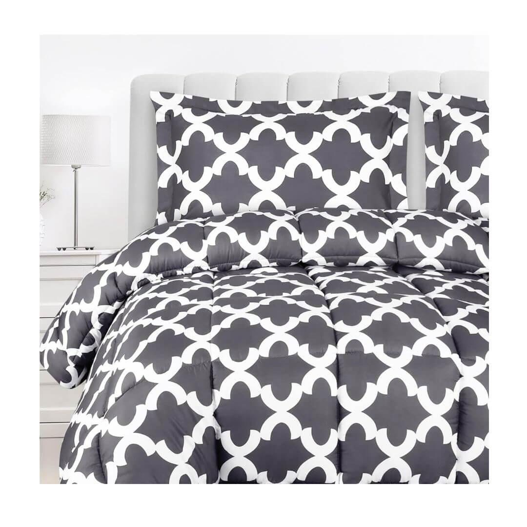 Utopia Bedding matching pillow shams comforter