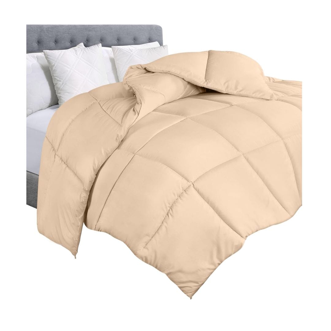 Utopia Bedding year-round breathable comforter
