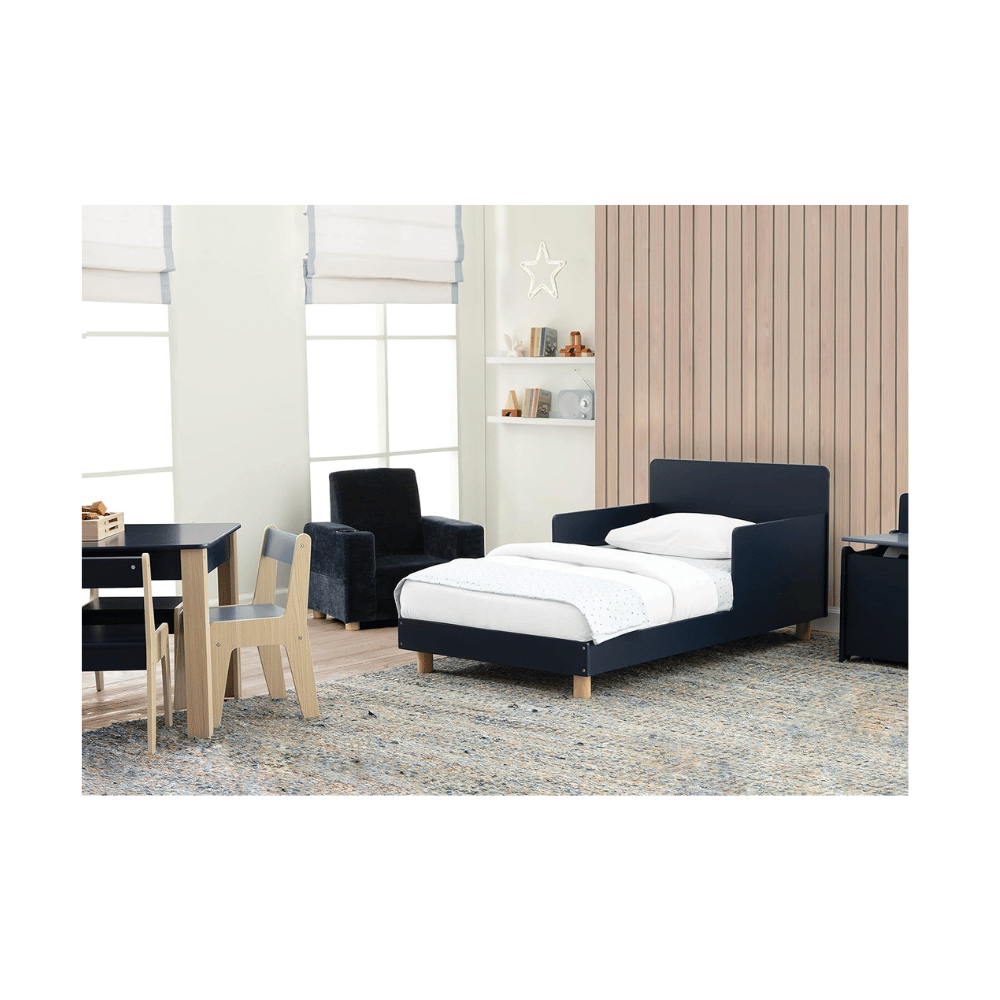 GAP Classic toddler bed frame