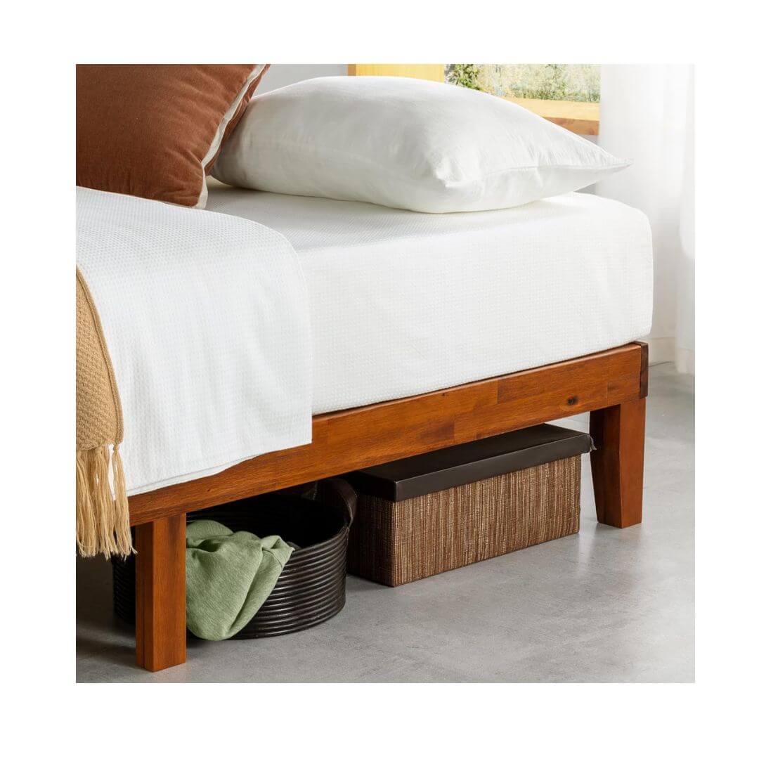 Mellow minimalist wood bed