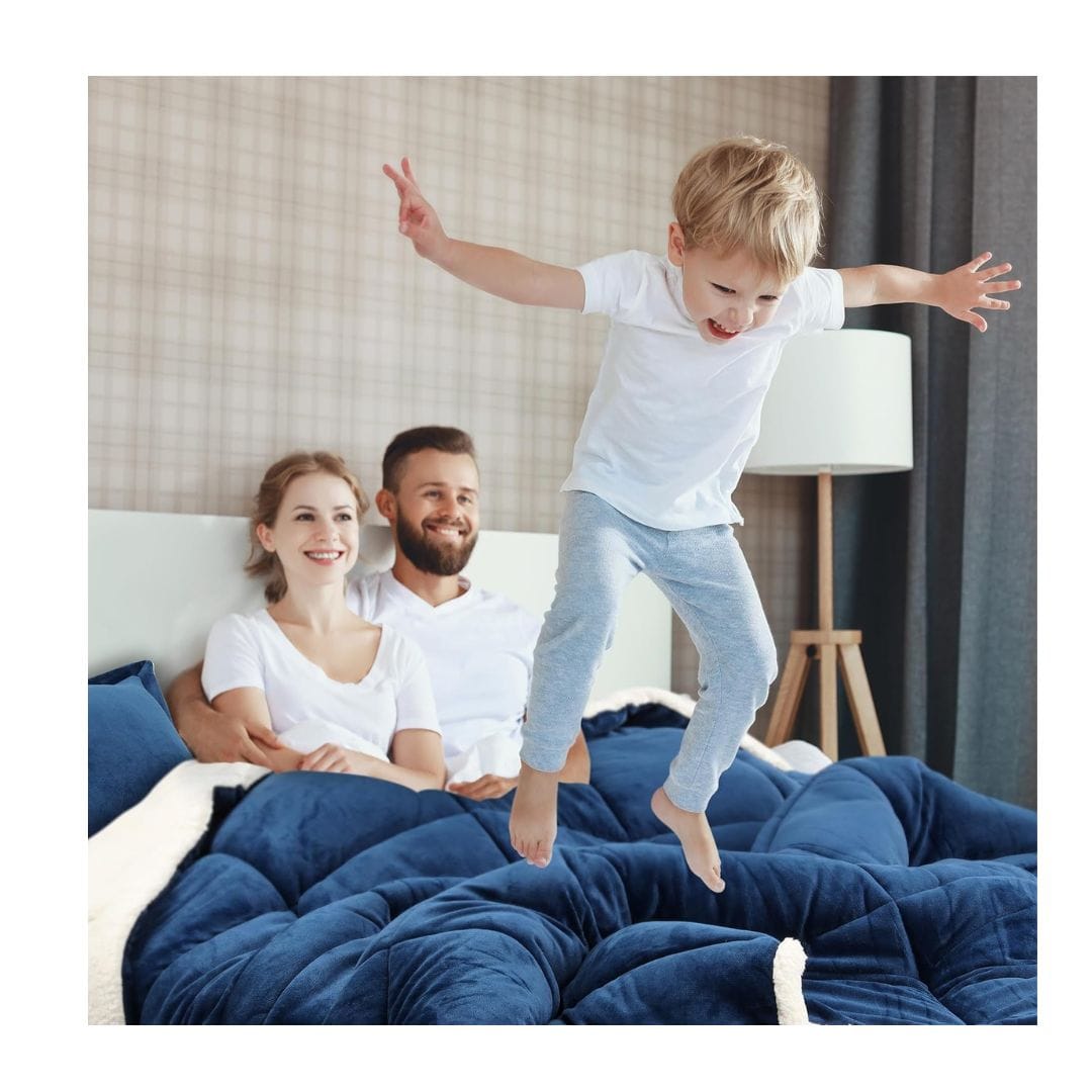 Utopia Bedding stylish warm comforter