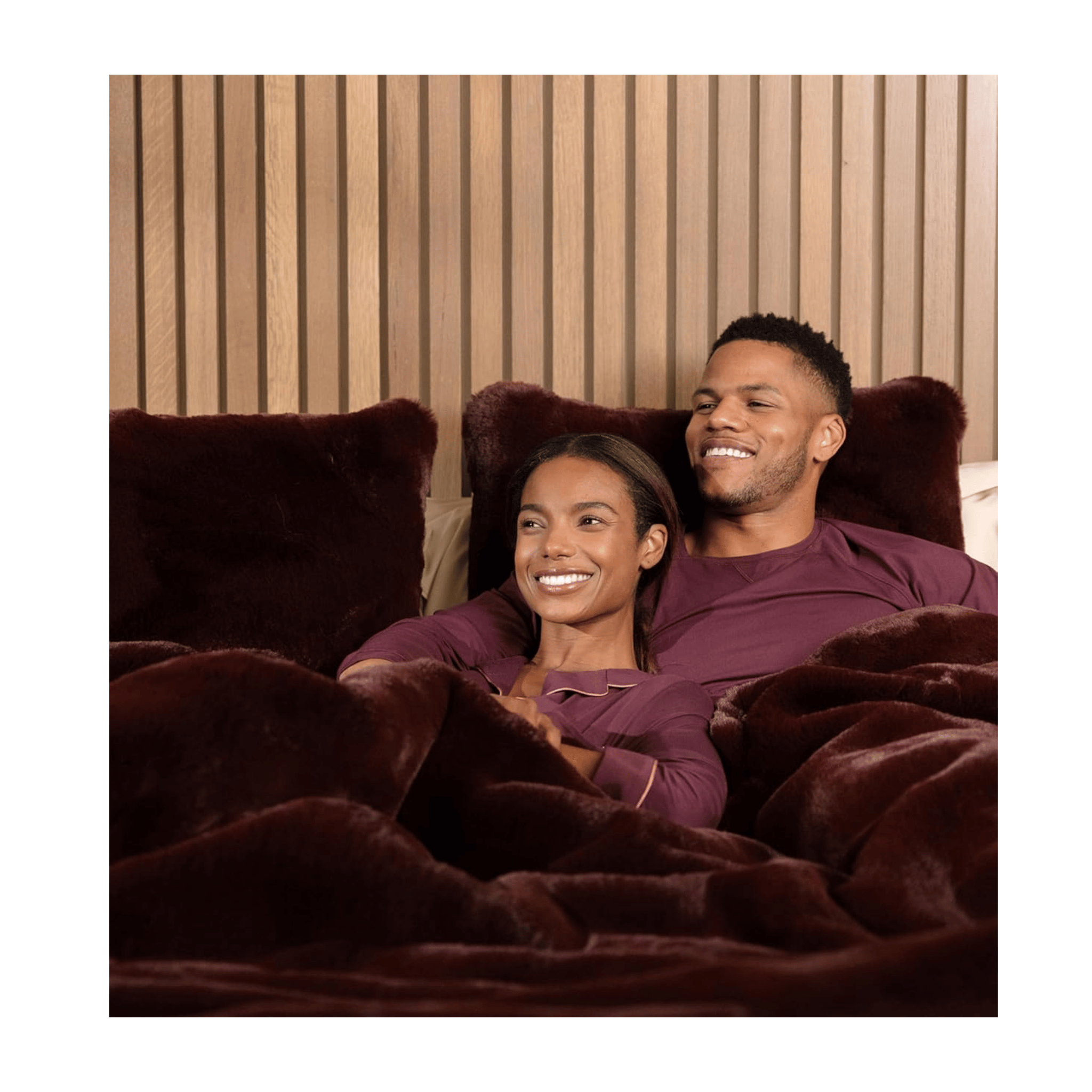 Cozy Earth cuddle blanket with couple