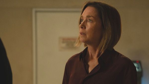 Julianne Nicholson as Samantha Redmond in Paradise season 2 episode 8. (Photo Credit: Courtesy of Hulu.)