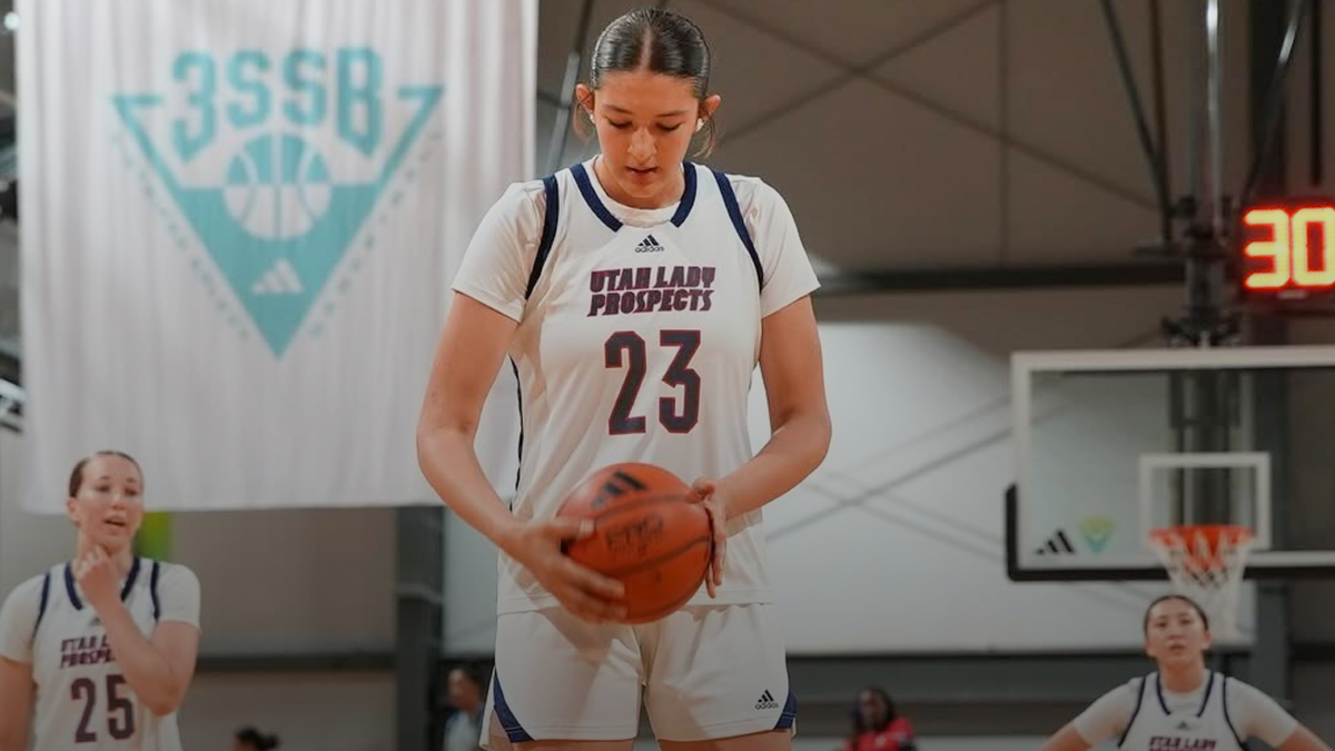 Class of 2028 Center Sutton Villa Picks Up Offer from Iowa