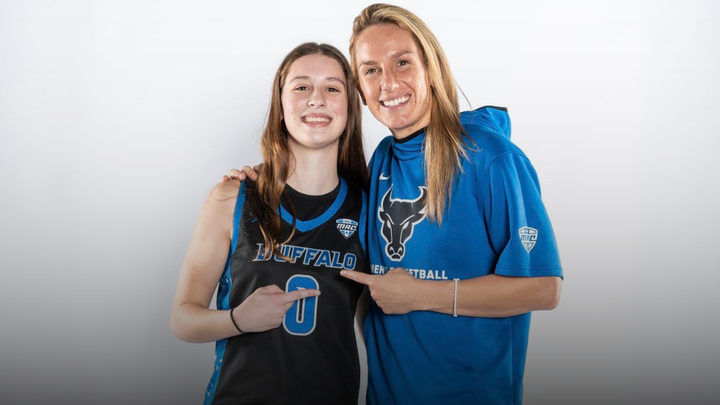 Rising Star Elly Evarts Explores Buffalo Women’s Basketball Program