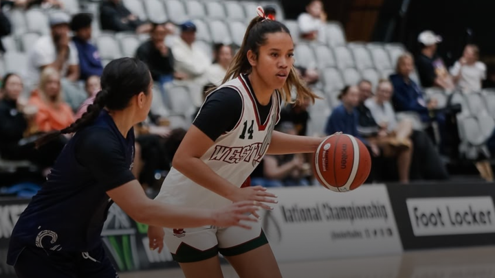 Zenthia Stowers Commits to Marshall University Women’s Basketball