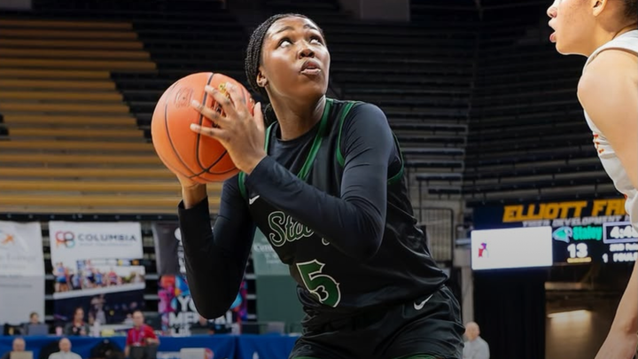 Class of 2027 Destiny Manyawu Picks Up Big 12 Offer from Iowa State Cyclones