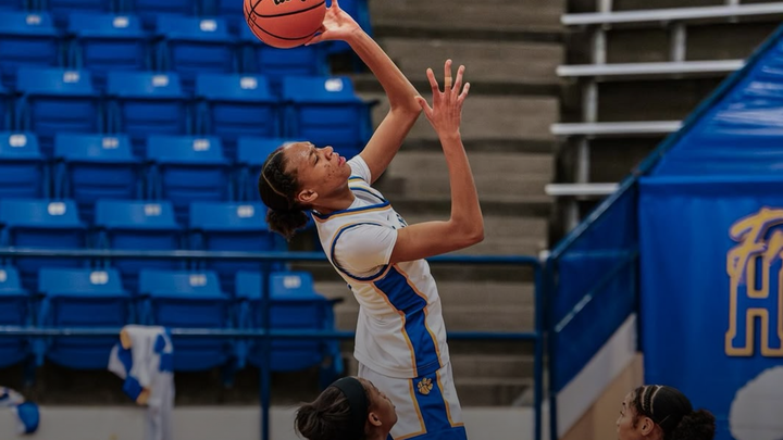 Class of 2027 Forward Jada Jackson Picks Up Offer from Cincinnati