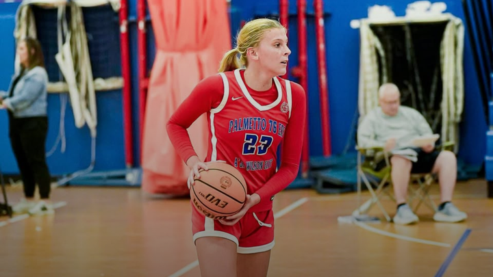 3 Star Ava Rush is down to 4 Schools