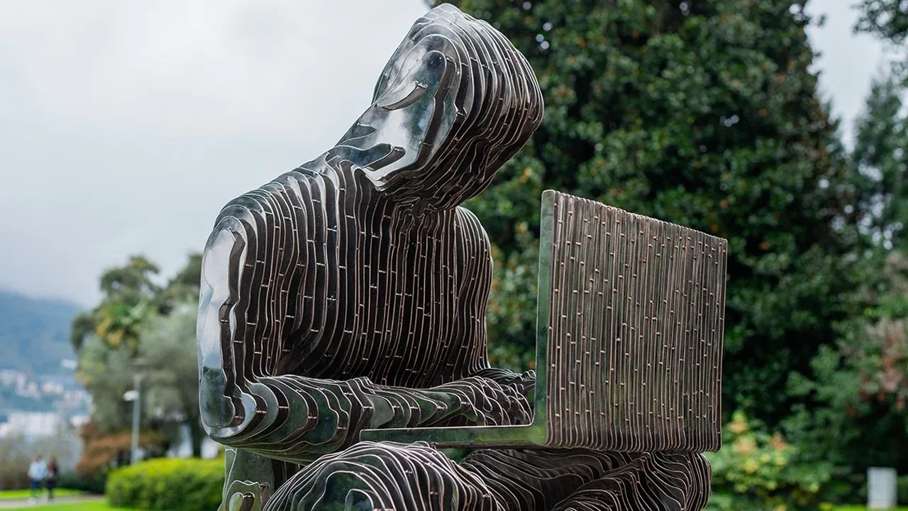 Crypto Daily Alpha – 31st October 2024: Satoshi Nakamoto to Reveal Identity? Press Release Promises Historic Announcement, and Bitcoin Rally Nears ATH