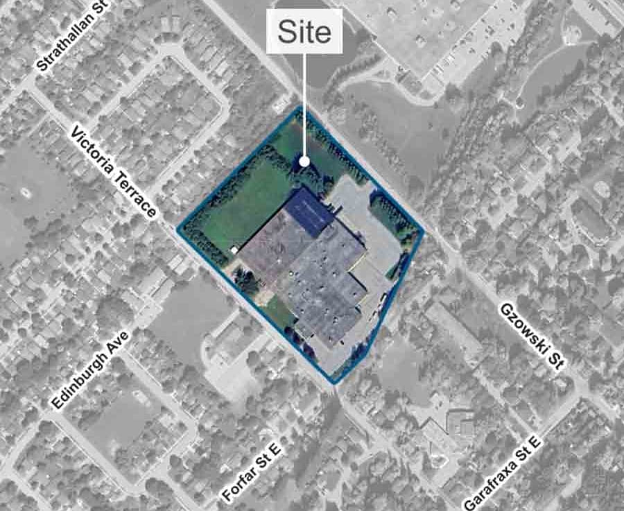 Keep the trees, add a mix of housing types developer told at public meeting