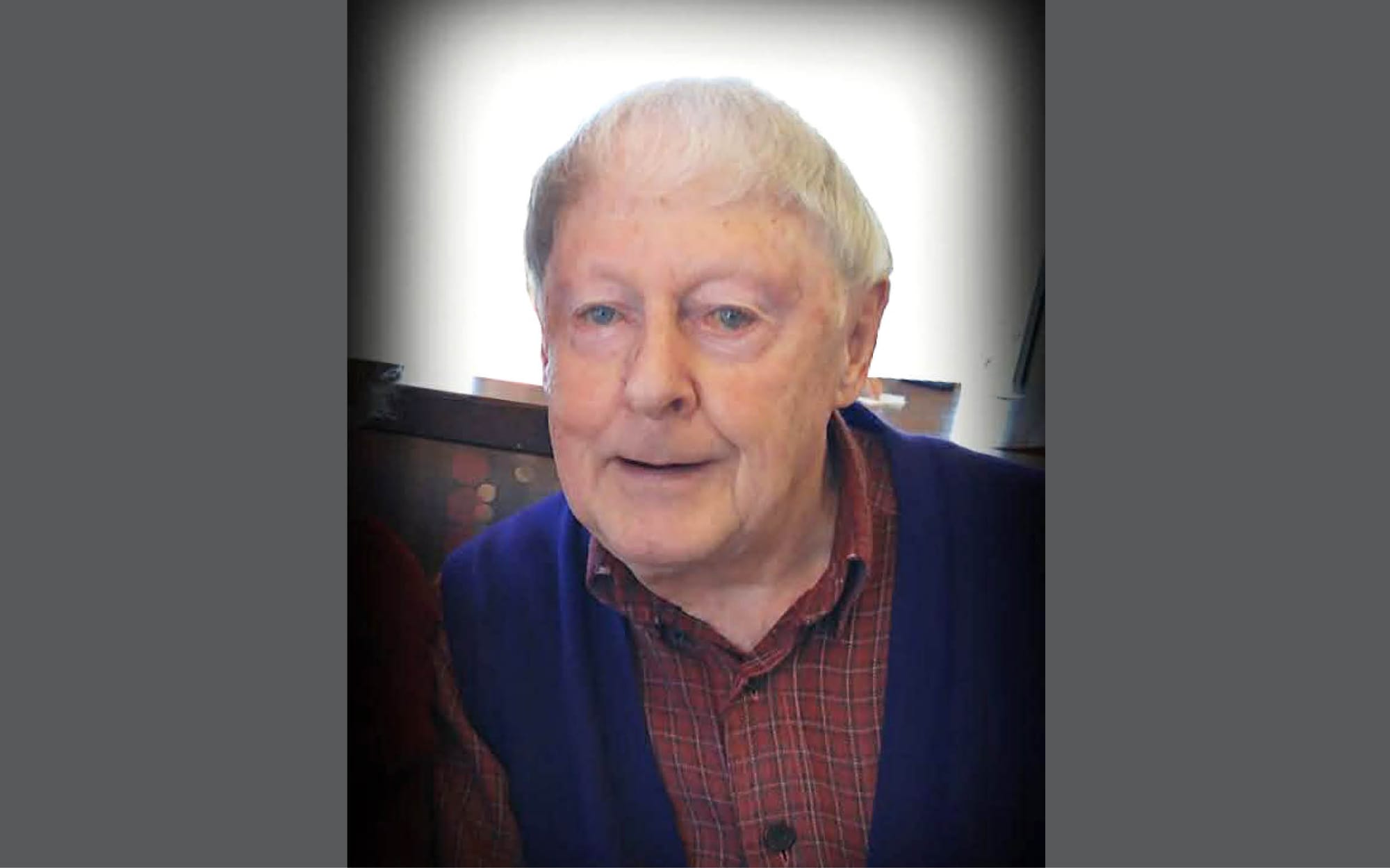 DENNIS, Gordon Lavern