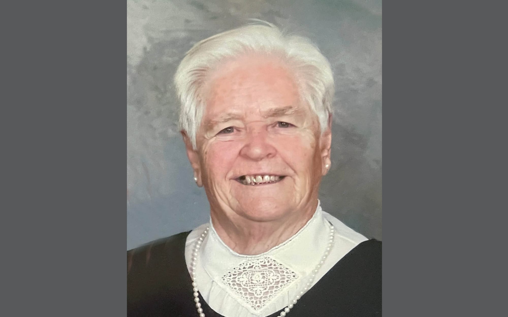 KRELLER, Helen