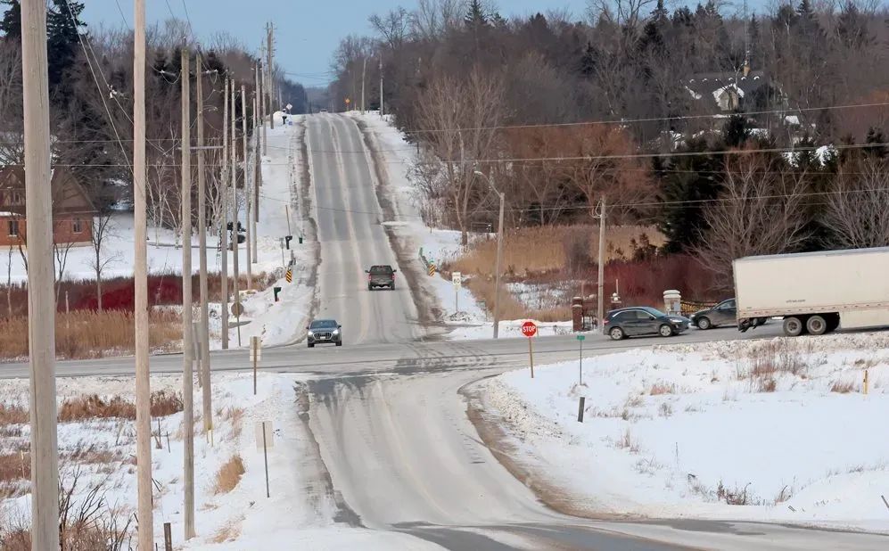 Crash-prone Highway 6 intersection site of 84 collisions in past decade post image