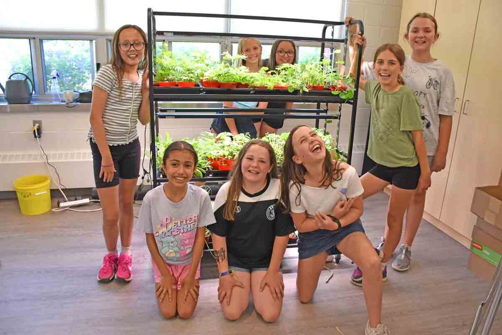 Plant projects take off at two schools thanks  to a little ‘green’ from horticultural society post image