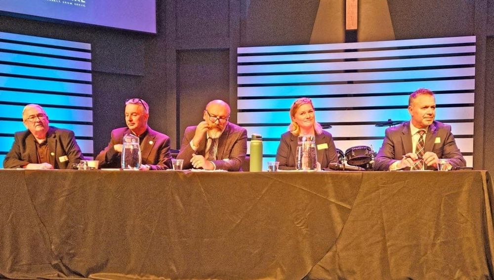Comments get pointed in final Centre Wellington debate before election post image