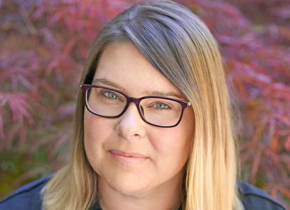 Fergus author launches debut novel 'Veil Walker' post image