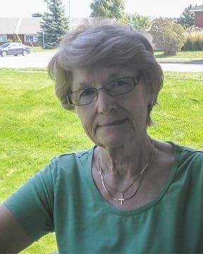 HUTCHINSON, Pamela Jean (nee Barratt) post image