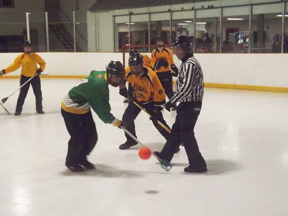 Junior broomball post image