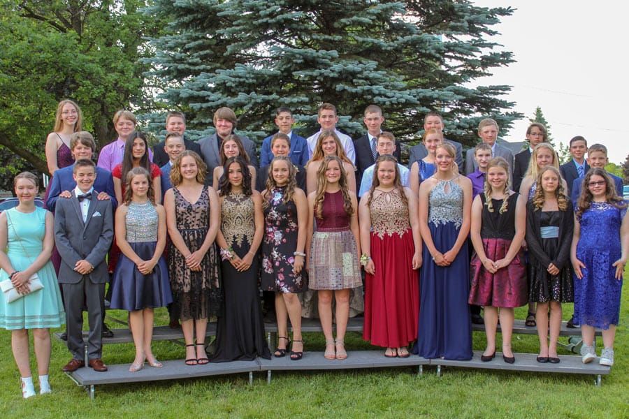 Arthur Public School celebrates grade 8 graduates post image