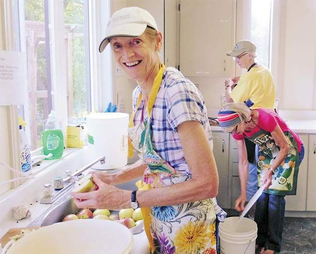 Erin apple crumble fundraiser  to support third refugee family post image