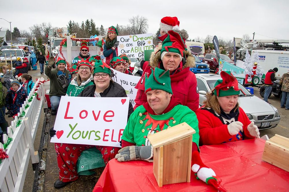 Santa comes to Fergus Dec. 7 post image
