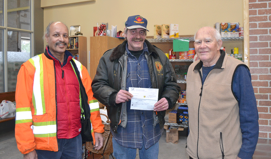 United Steelworkers make donation to Centre Wellington Food Bank post image