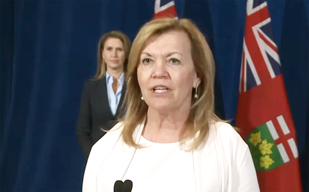 Province announces new restrictions on bars, restaurants, strip clubs post image