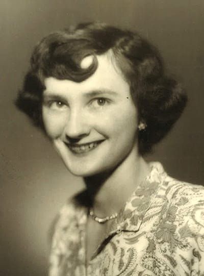 MURRAY, Eileen (nee Mulhall) post image
